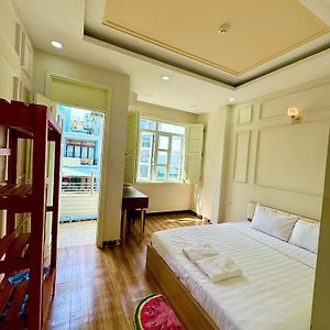 Atus Boutique Home